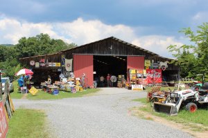 Hedrick Farm - Barn