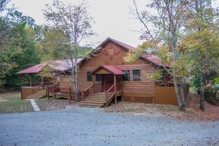 Hidden Hollow Resort