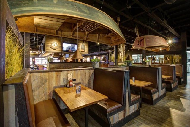 MacKenzie River Pizza, Grill &amp; Pub